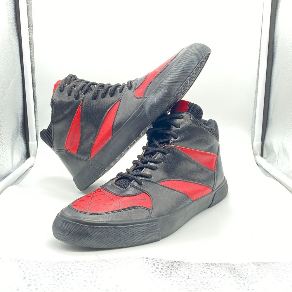 MARVEL SPIDER-MAN BLACK & RED SNEAKERS SIZE 8